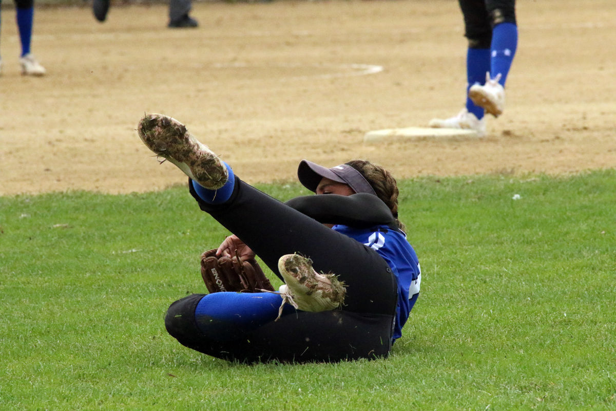 Centennial District Softball (11).jpg